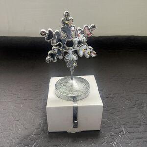 Mirrored Tall Snowflake Christmas Mantel Stocking Holder Hanger Brushed Silver